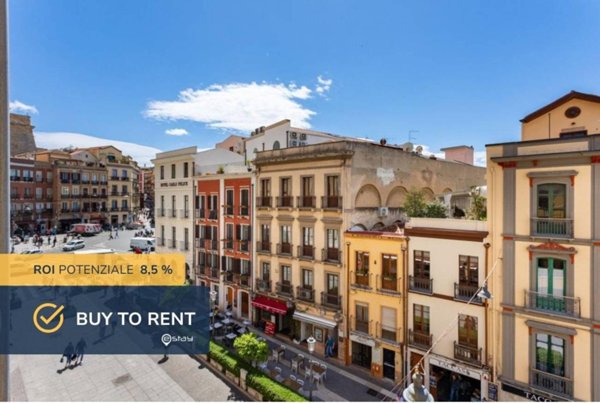 appartamento in vendita a Cagliari in zona Marina