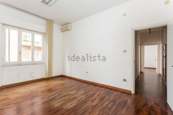 appartamento in vendita a Cagliari in zona San Benedetto