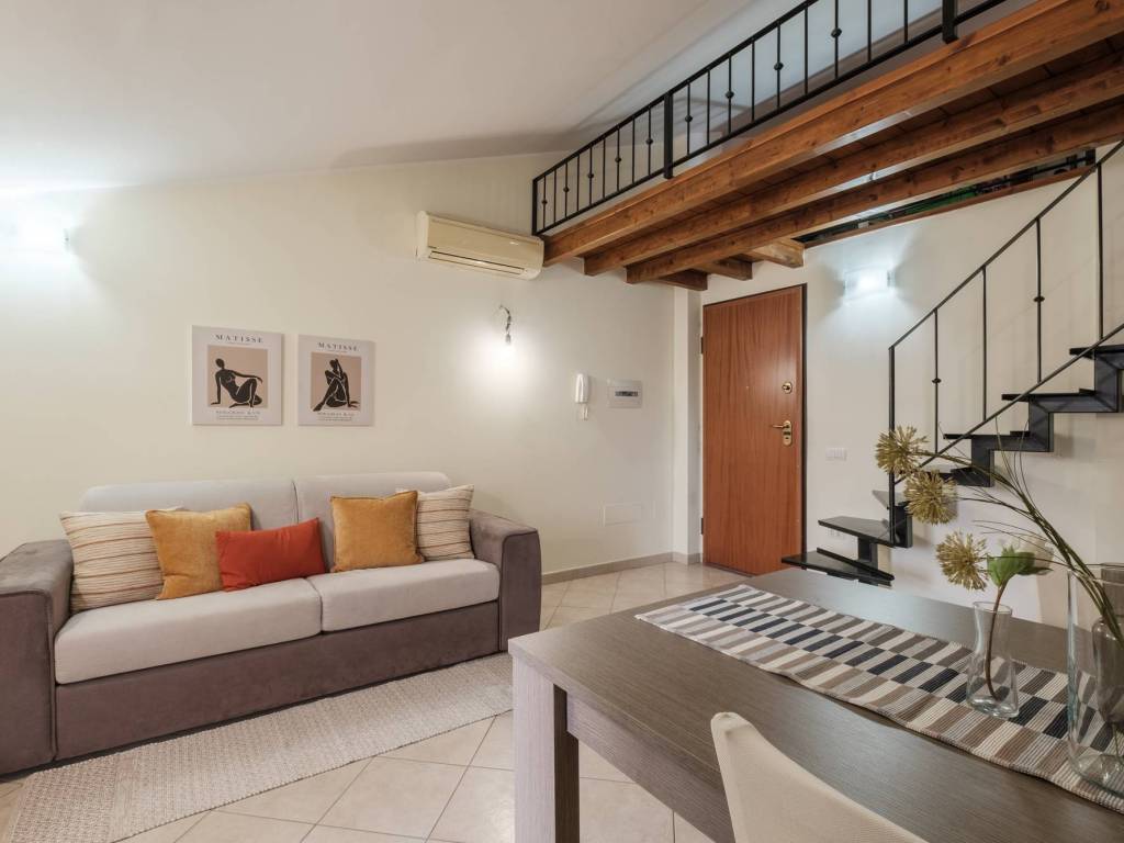 appartamento in vendita a Cagliari in zona Pirri