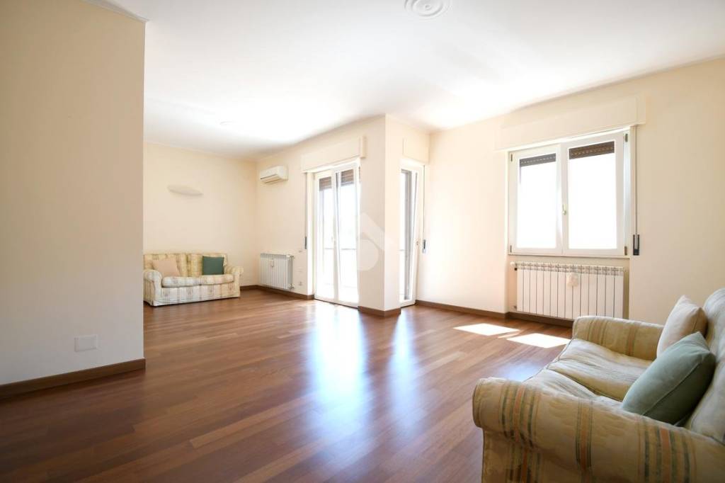 appartamento in vendita a Cagliari in zona San Benedetto