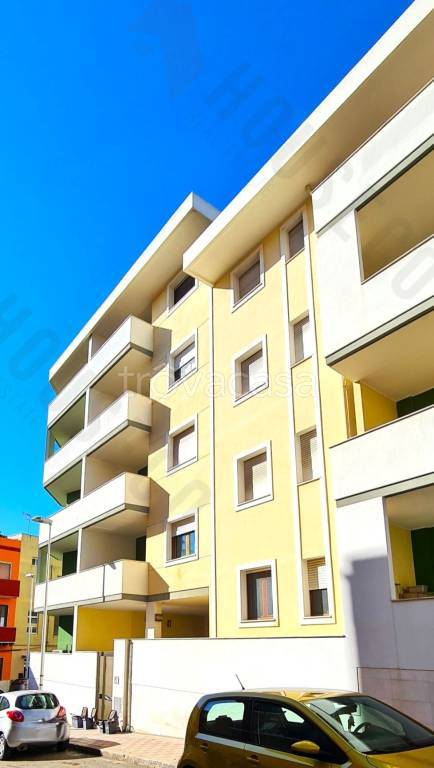 appartamento in vendita a Cagliari in zona Is Mirrionis/San Michele