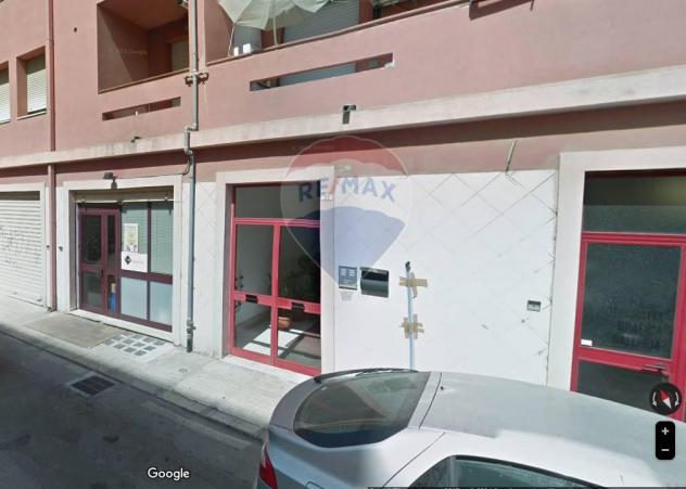 negozio in vendita a Cagliari in zona Sant'Avendrace