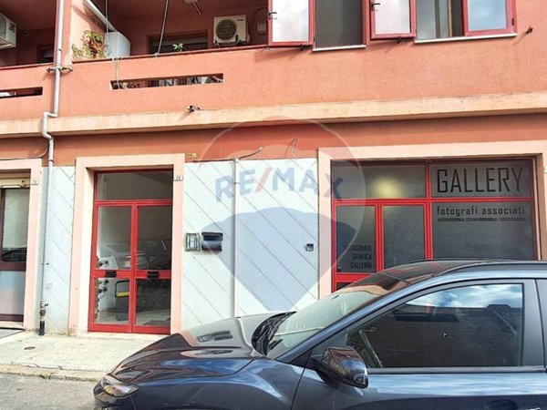 negozio in vendita a Cagliari in zona Sant'Avendrace