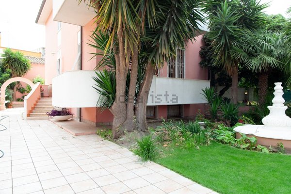 casa indipendente in vendita a Cagliari in zona Pirri