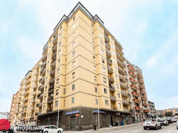 appartamento in vendita a Cagliari in zona Fonsarda / zona Giudici