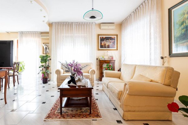 casa indipendente in vendita a Cagliari in zona Pirri