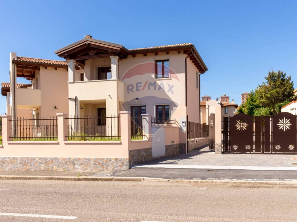 casa indipendente in vendita a Cagliari in zona Quartiere Europeo