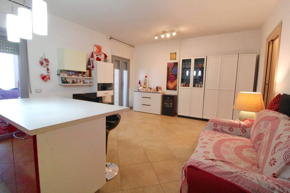 appartamento in vendita a Cagliari in zona Pirri