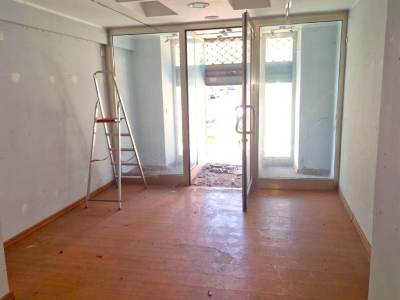 negozio in vendita a Cagliari in zona San Benedetto