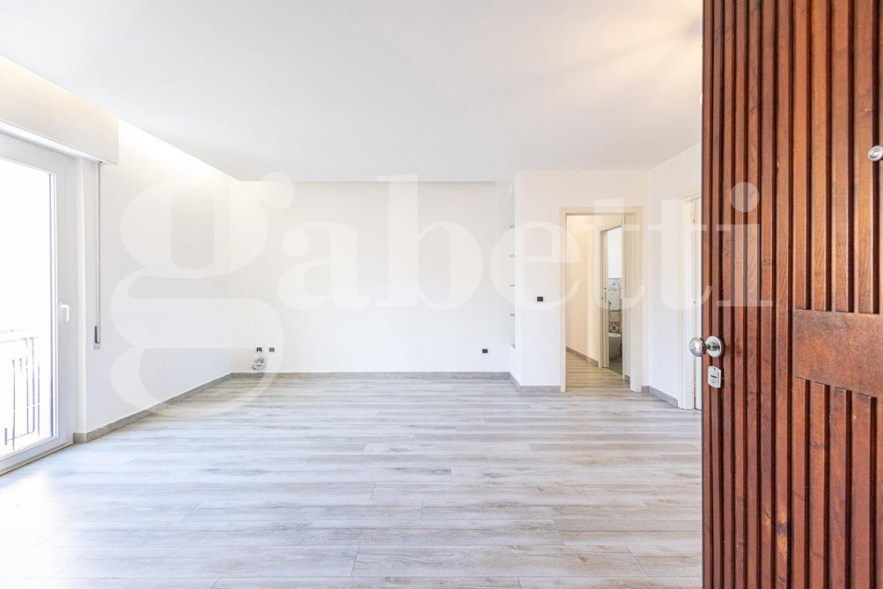 appartamento in vendita a Cagliari in zona Pirri