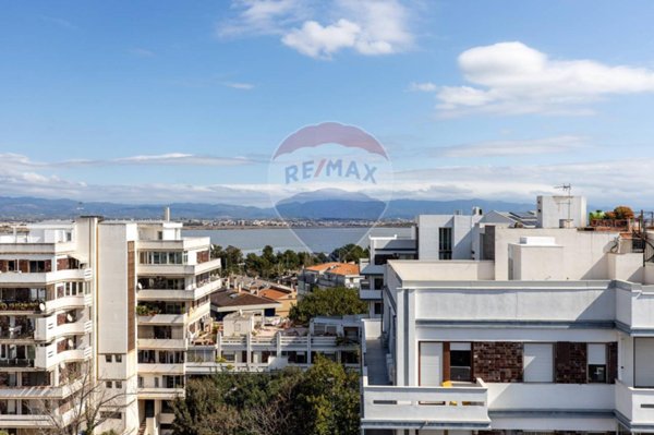 appartamento in vendita a Cagliari in zona Genneruxi