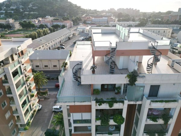 appartamento in vendita a Cagliari in zona Poetto/Marina Piccola