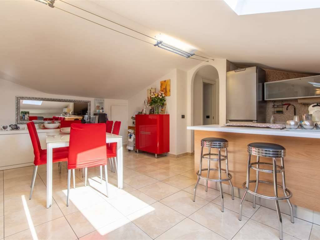 appartamento in vendita a Cagliari in zona Fonsarda / zona Giudici