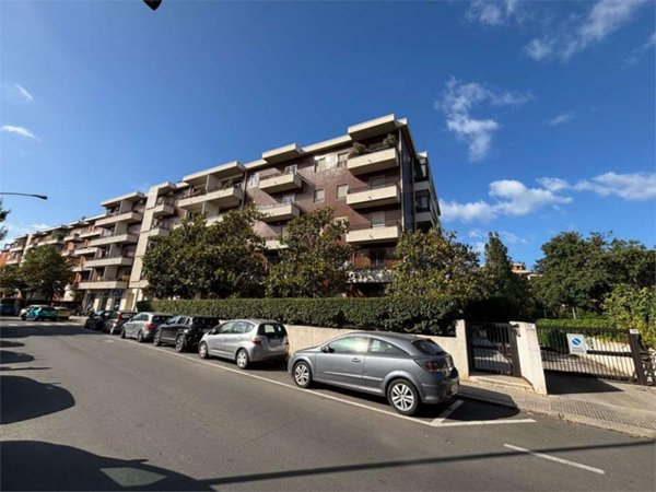 appartamento in vendita a Cagliari in zona Quartiere del Sole / La Palma
