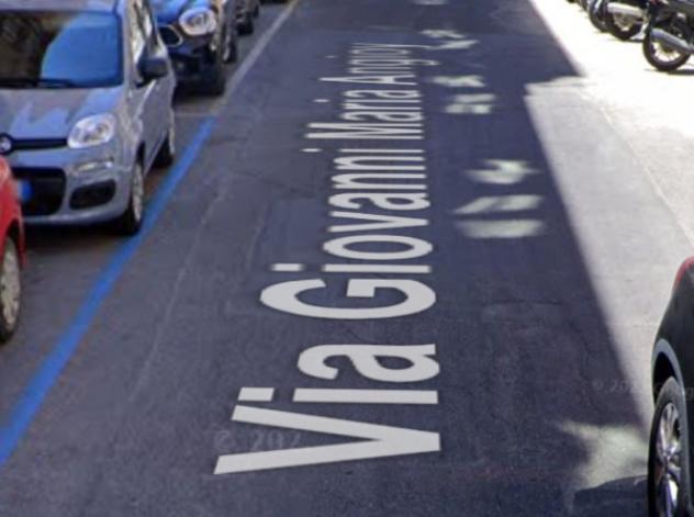 negozio in vendita a Cagliari in zona Stampace/Punici