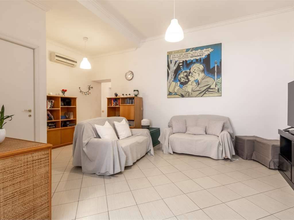 appartamento in vendita a Cagliari in zona Pirri