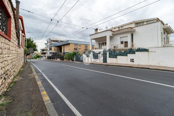 appartamento in vendita a Cagliari in zona La Vega
