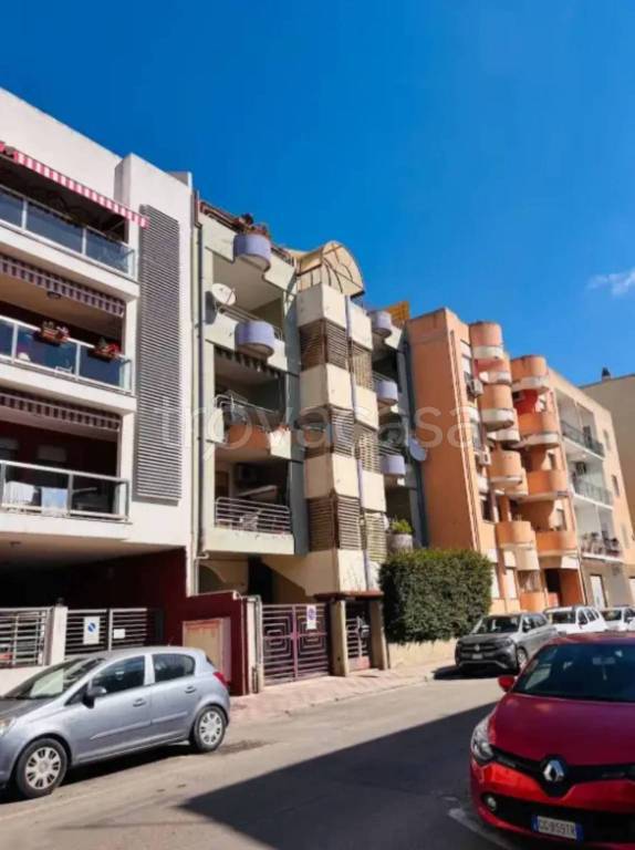 appartamento in vendita a Cagliari in zona Is Mirrionis/San Michele