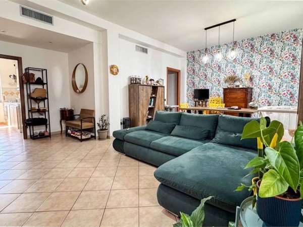 appartamento in vendita a Cagliari in zona Pirri