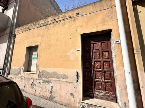 appartamento in vendita a Cagliari in zona Pirri