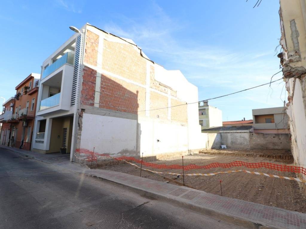 appartamento in vendita a Cagliari in zona Pirri