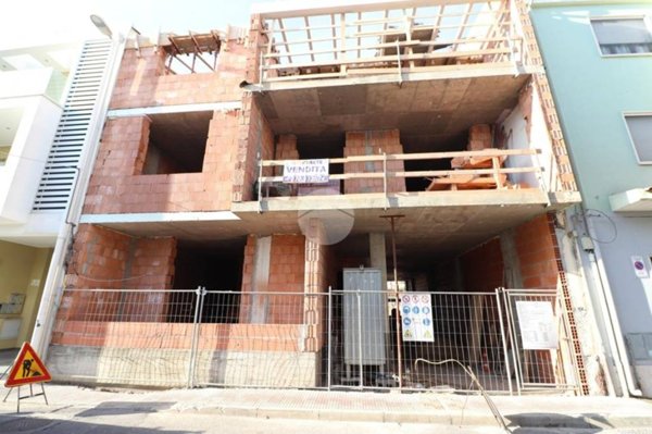 appartamento in vendita a Cagliari in zona Pirri