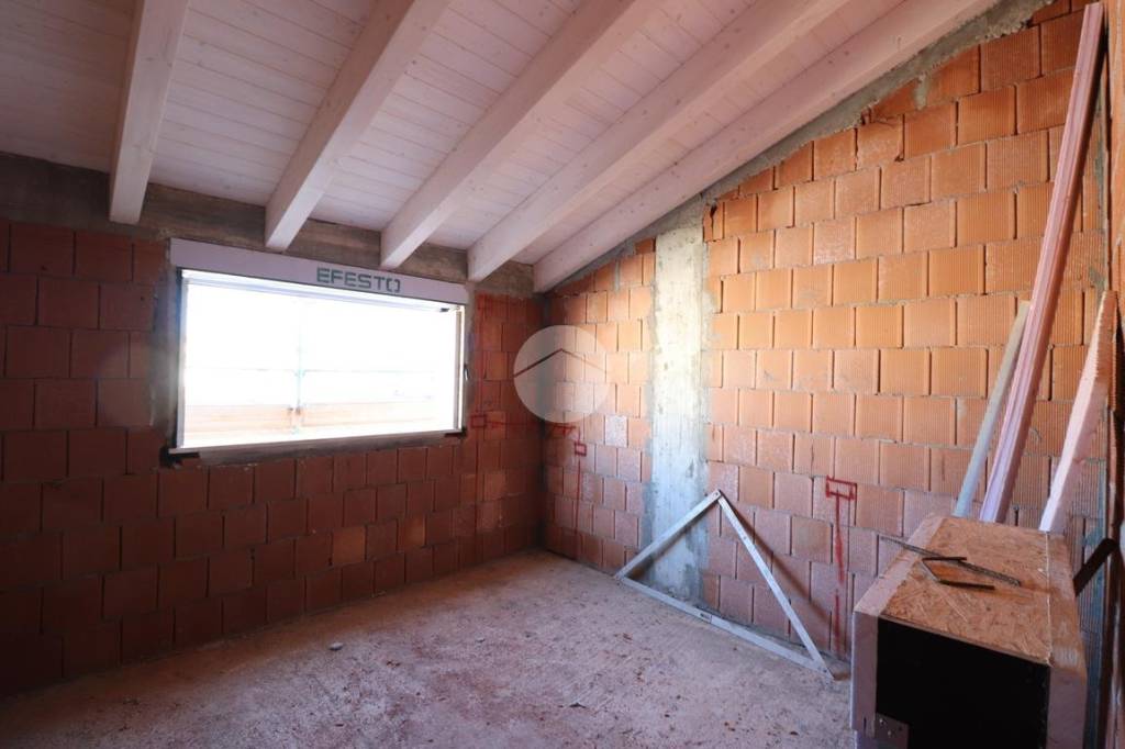 appartamento in vendita a Cagliari in zona Pirri