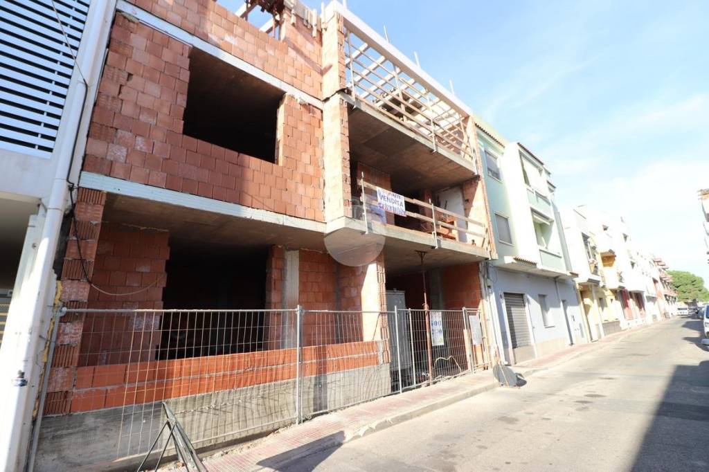 appartamento in vendita a Cagliari in zona Pirri