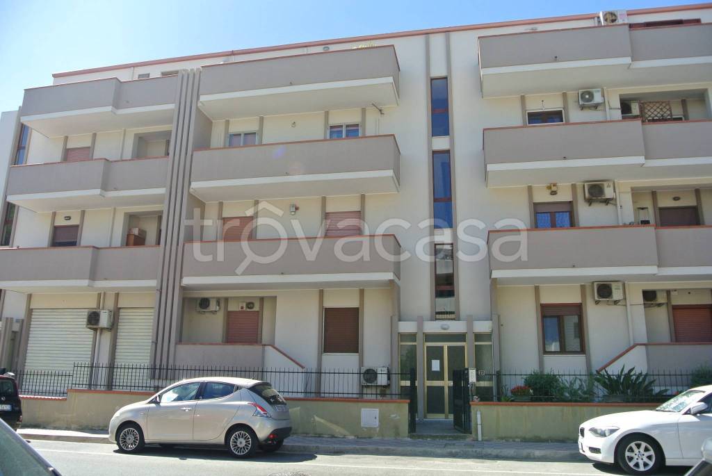 appartamento in vendita a Cagliari in zona Pirri