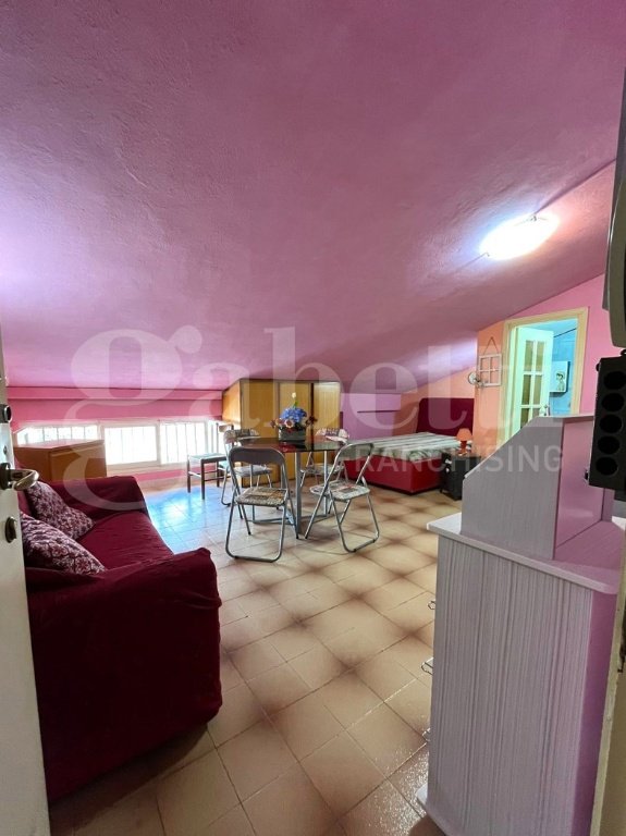 appartamento in vendita a Cagliari in zona Pirri
