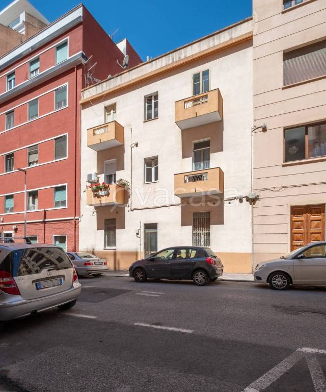 appartamento in vendita a Cagliari in zona San Benedetto