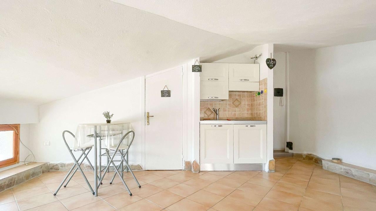 appartamento in vendita a Cagliari in zona Pirri