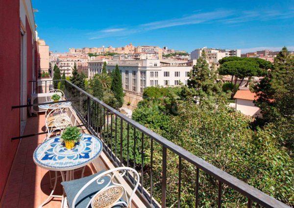 appartamento in vendita a Cagliari in zona Villanova