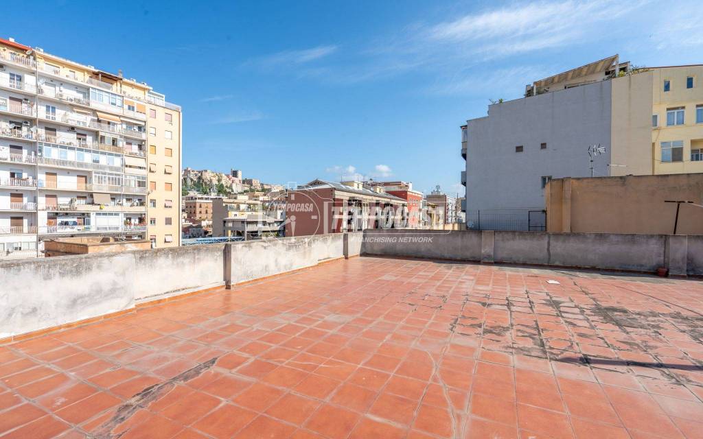 appartamento in vendita a Cagliari in zona San Benedetto