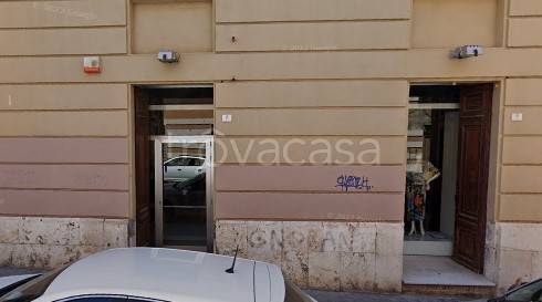 negozio in vendita a Cagliari in zona Stampace/Punici