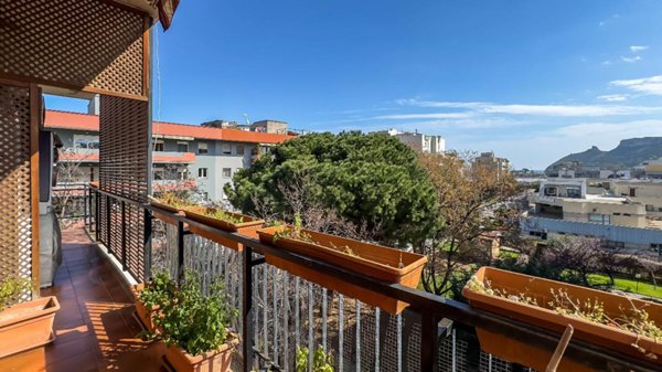 appartamento in vendita a Cagliari in zona Quartiere del Sole / La Palma