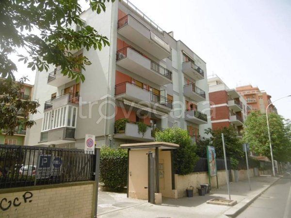 appartamento in vendita a Cagliari in zona Genneruxi
