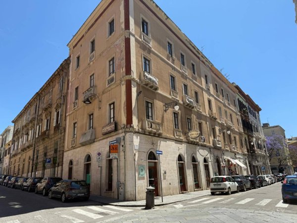 appartamento in vendita a Cagliari in zona Marina