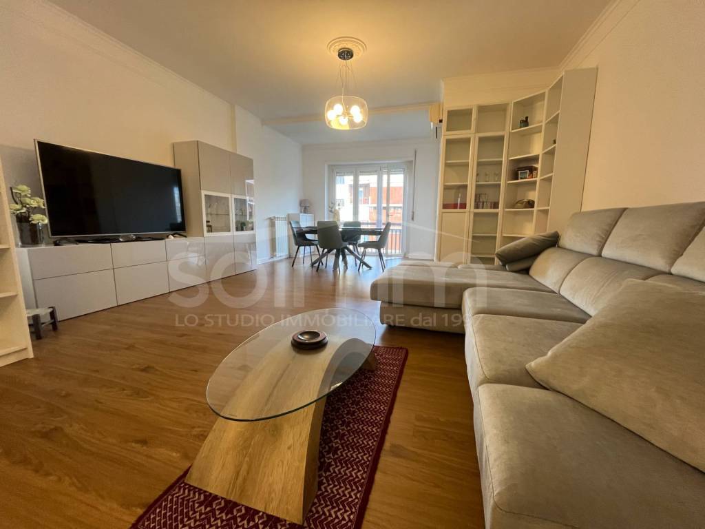 appartamento in vendita a Cagliari in zona Genneruxi