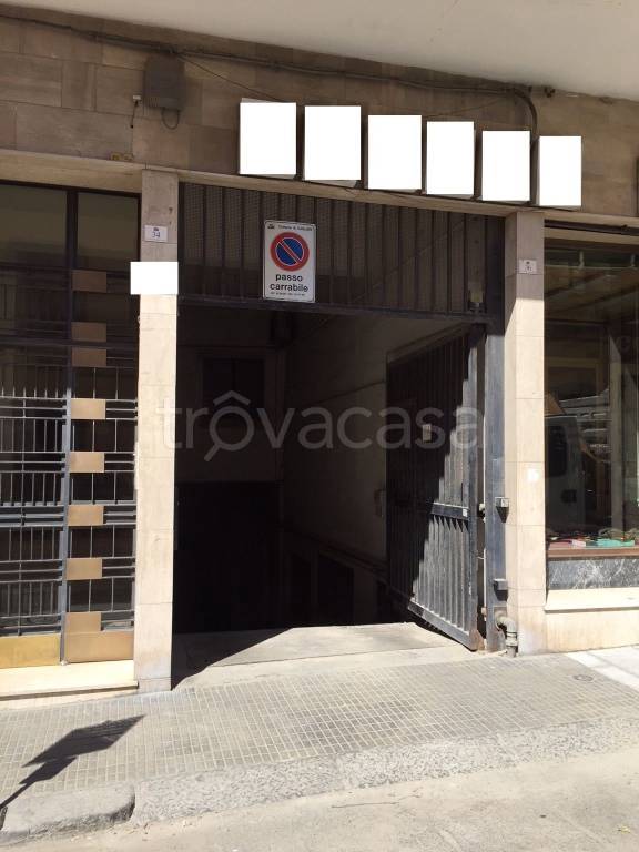 locale commerciale in vendita a Cagliari in zona Marina
