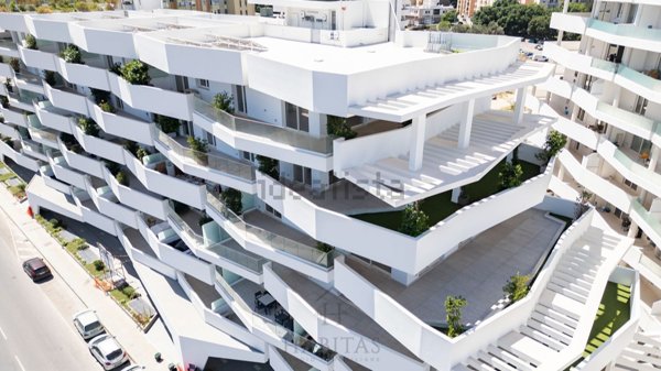 appartamento in vendita a Cagliari in zona Fonsarda / zona Giudici