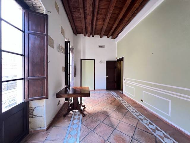 appartamento in vendita a Cagliari in zona Marina