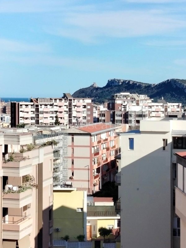 appartamento in vendita a Cagliari in zona Monte Urpinu