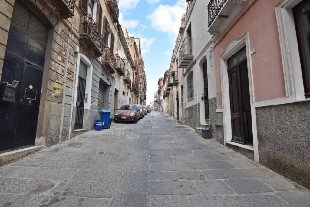 appartamento in vendita a Cagliari in zona Stampace/Punici