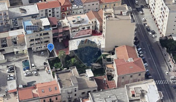 locale di sgombero in vendita a Cagliari in zona Sant'Avendrace