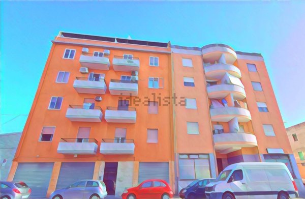 locale commerciale in vendita a Cagliari in zona Sant'Avendrace