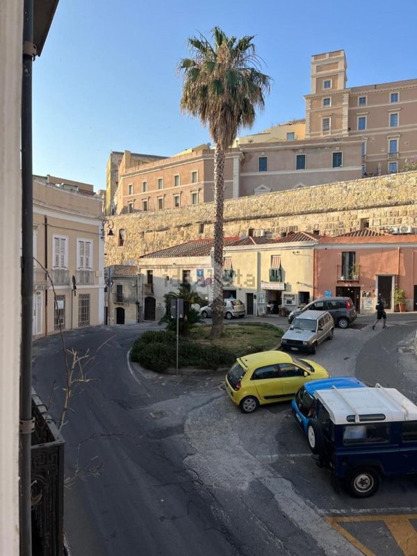 appartamento in vendita a Cagliari in zona Stampace/Punici