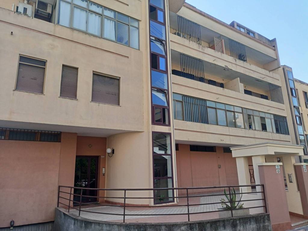 appartamento in vendita a Cagliari in zona Is Mirrionis/San Michele