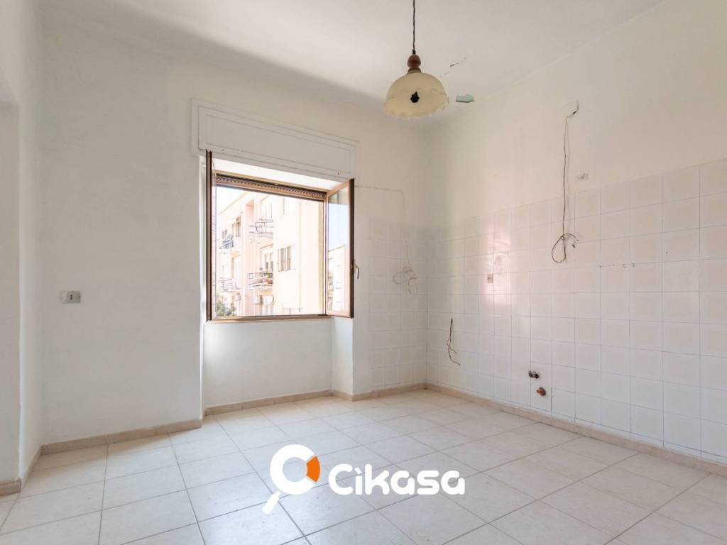 appartamento in vendita a Cagliari in zona Genneruxi