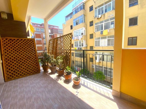 appartamento in vendita a Cagliari in zona Bonaria
